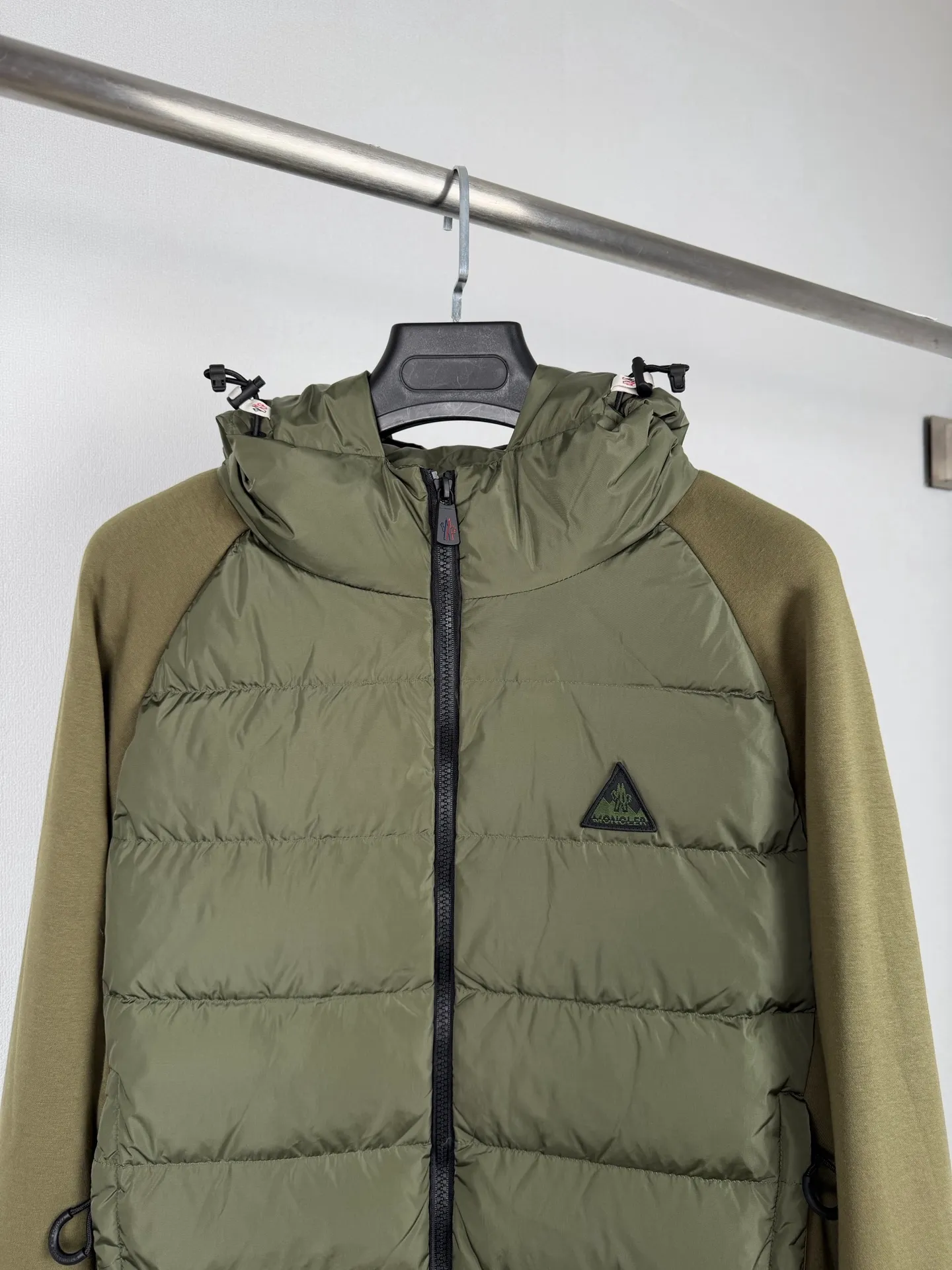 MONCLER/ 300D 90 Monlcer 1: 2: 3D 3: 4: + + : 1:1 Moncler 1:1 Moncler 1:1 Moncler 1:1 Moncler 1:1 Moncler Size： S M L XL